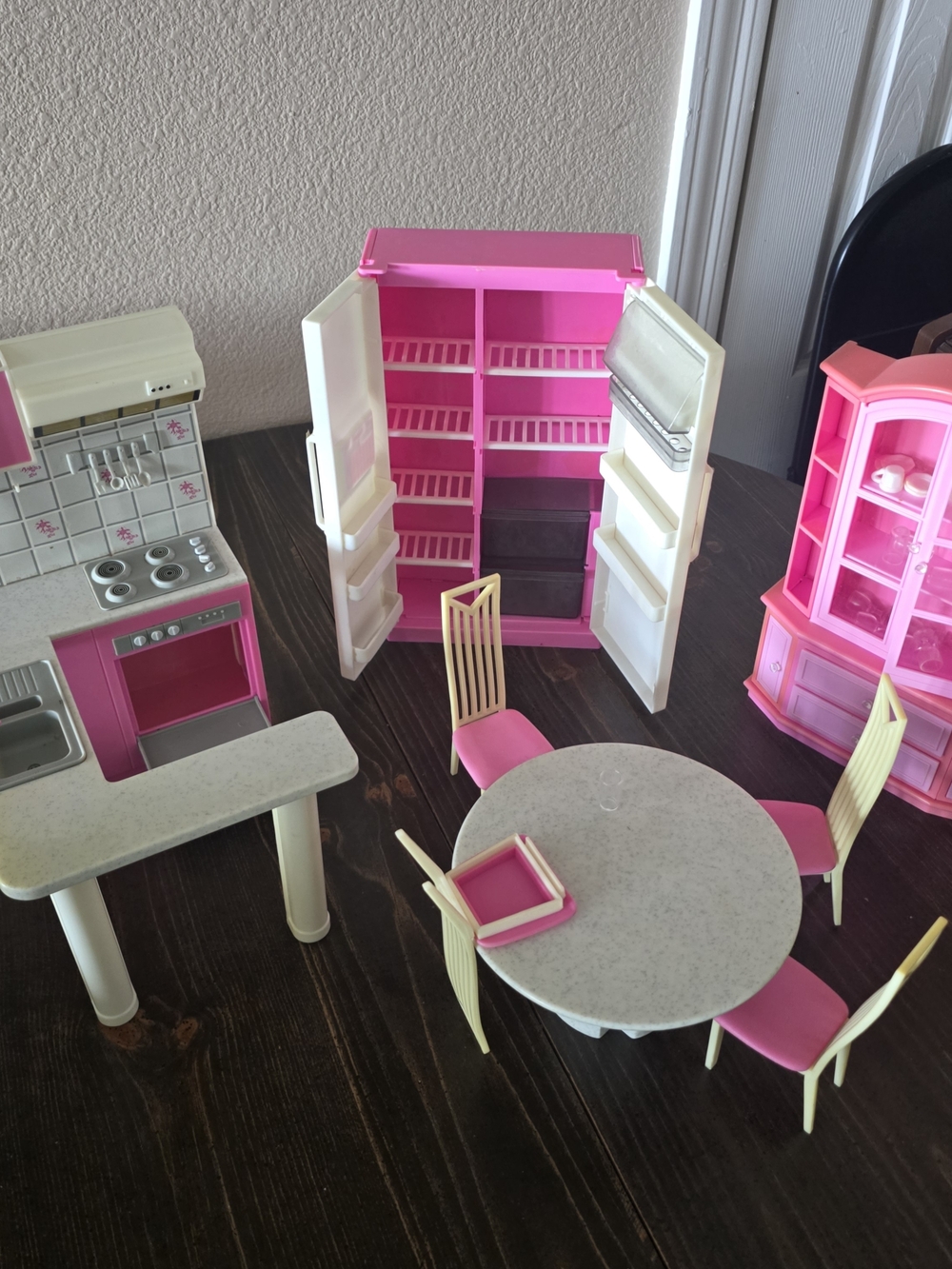 Barbie Vintagr Kitchen Dining Room Set Fridge Srove Table Chairs Furniture Lot